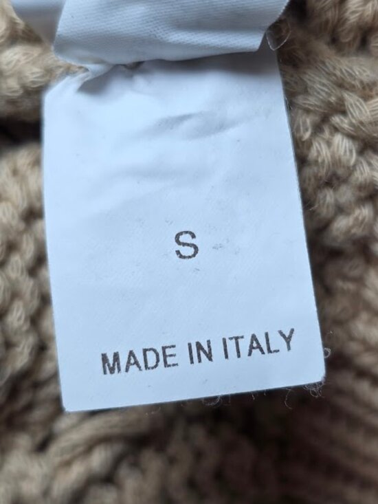 Brunello Cucinelli Cable Knit Buttoned Cardigan in Camel S - Picture 11 of 12